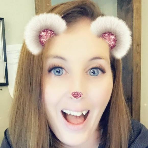 Meet your Posher, Rebecca - Picture 1 of 1